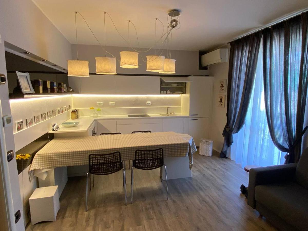 Desenzano Luxury Apartment Desenzano del Garda Exteriér fotografie